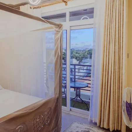 Pavillion Suites 2V Mombasa Exterior photo